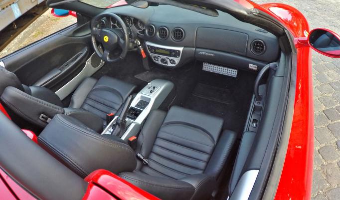 Ferrari 360 selber fahren in Hof (Saale) - 30 Minuten