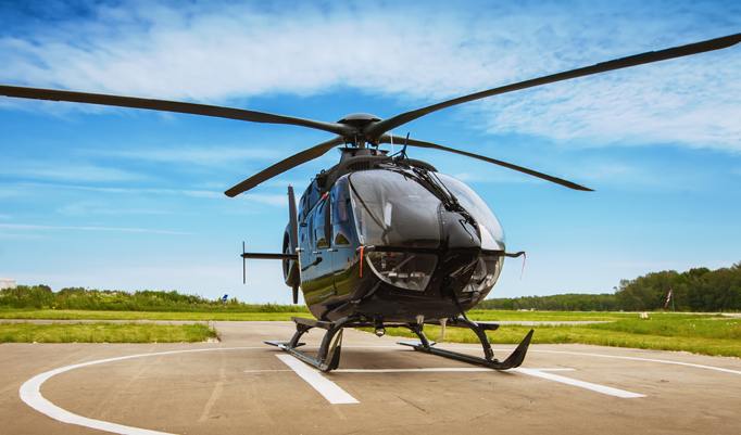 Hubschrauber fliegen